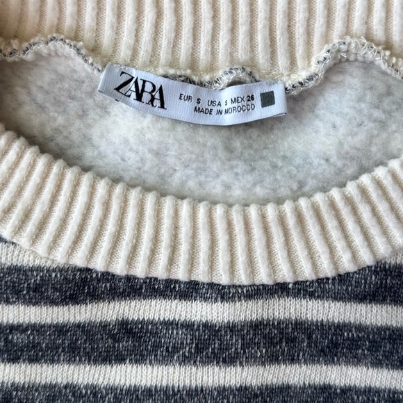 ZARA Crew Neck White Blue Stripe Soft Cotton Blend Sweater Size Small - Picture 6 of 9